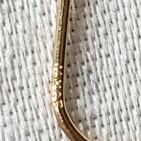 14ktgf Designer faux tortoise-shell earring - Picture 4 of 4